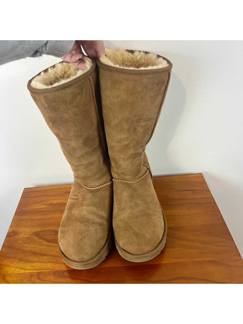 UGG Classic Tall Chestnut Suede Sheepskin Boots Women’s Size 6